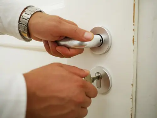 Broken-Key-Extraction--in-Birmingham-Michigan-broken-key-extraction-birmingham-michigan.jpg-image