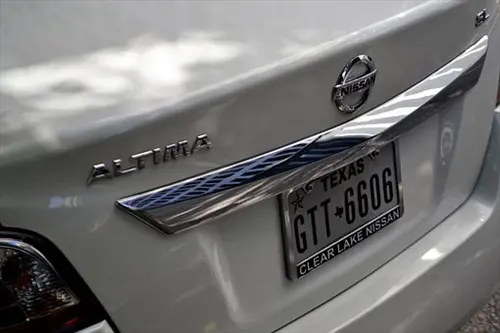 Emergency-Trunk-Opening--in-Grosse-Ile-Michigan-emergency-trunk-opening-grosse-ile-michigan.jpg-image